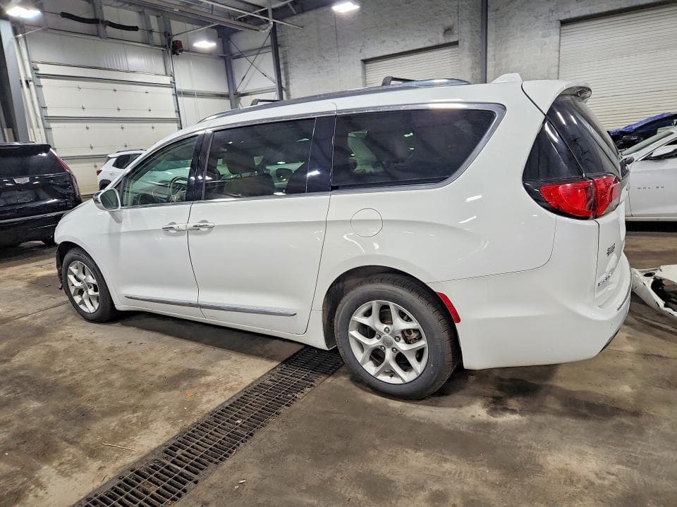 2020 CHRYSLER PACIFICA LIMITED LIMITED 2