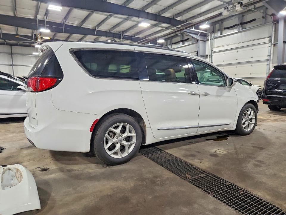 2020 CHRYSLER PACIFICA LIMITED LIMITED 3