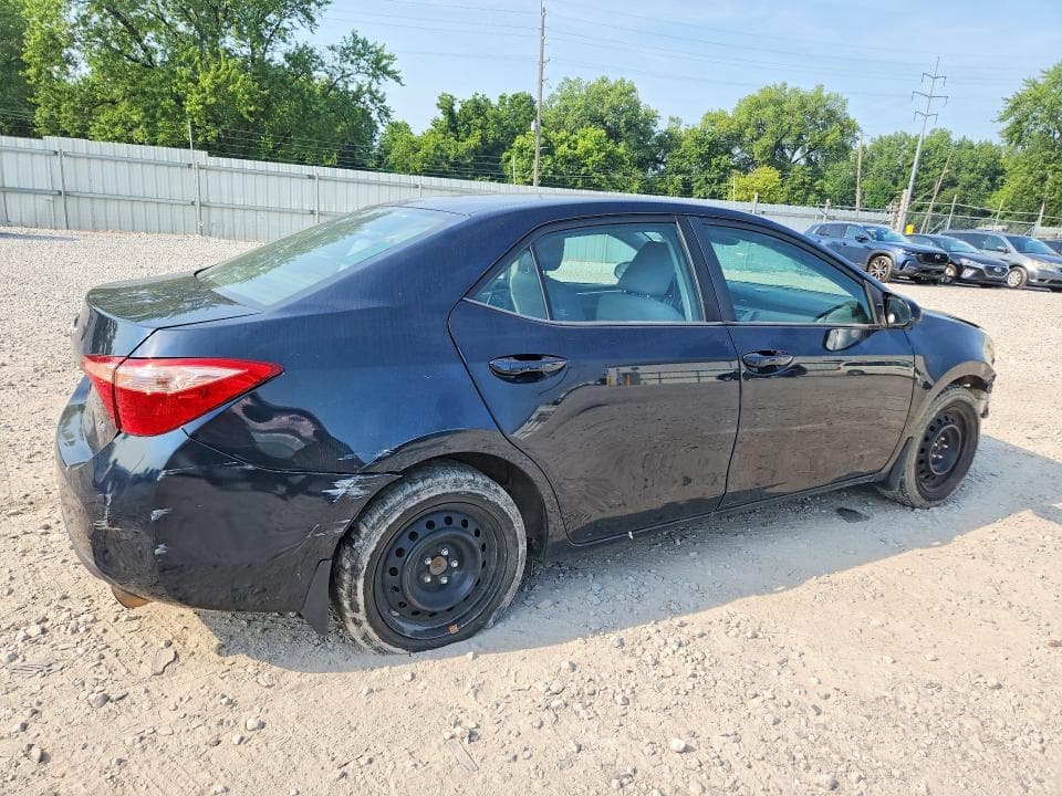 2019 TOYOTA COROLLA LE LE 3