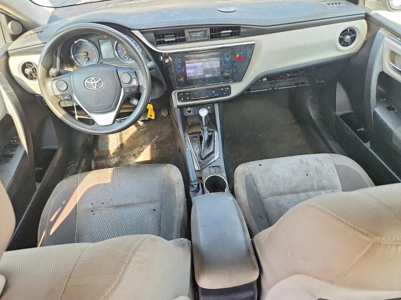 2019 TOYOTA COROLLA LE LE 8