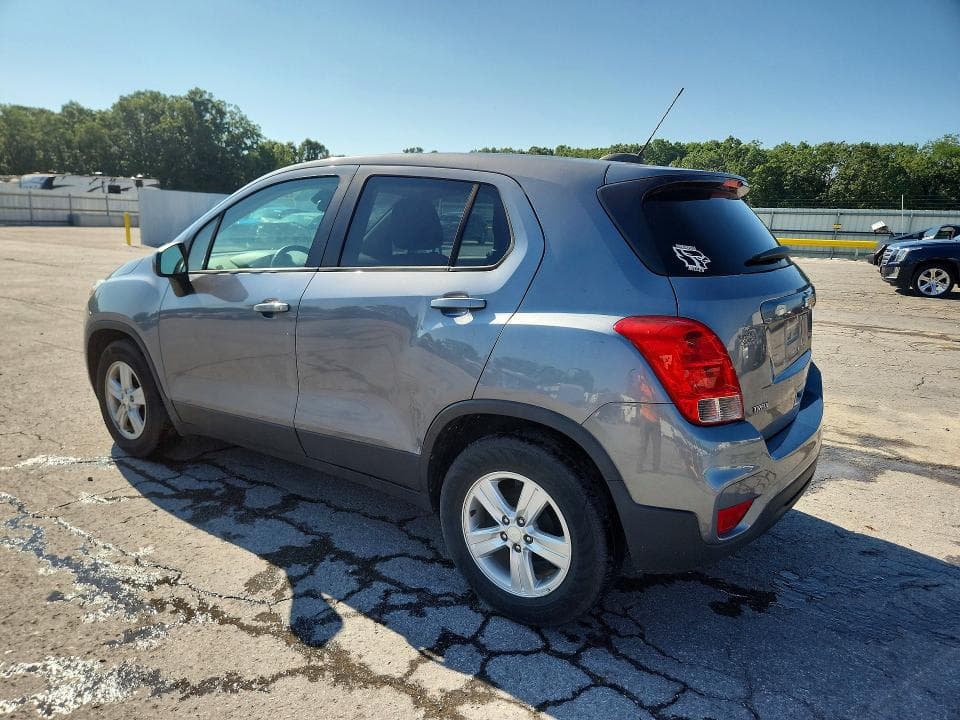 2020 CHEVROLET TRAX LS 2