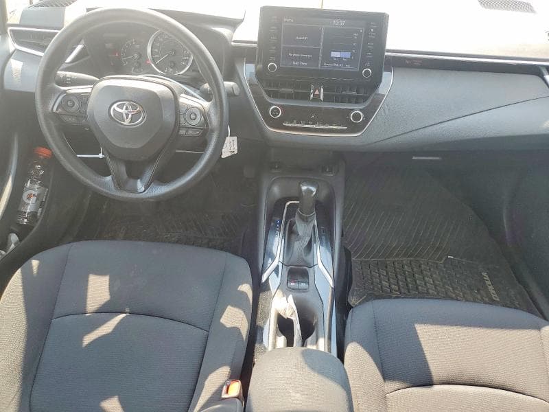 2022 TOYOTA COROLLA LE 8