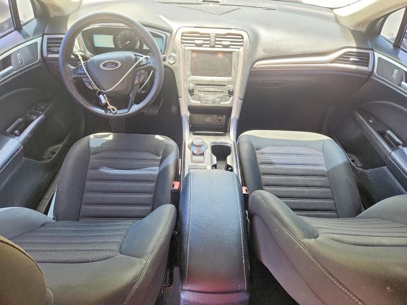 2017 FORD FUSION SE SE 8