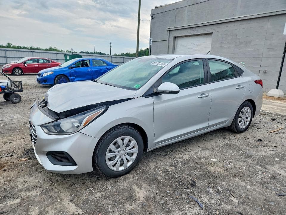 2022 HYUNDAI ACCENT SE 1