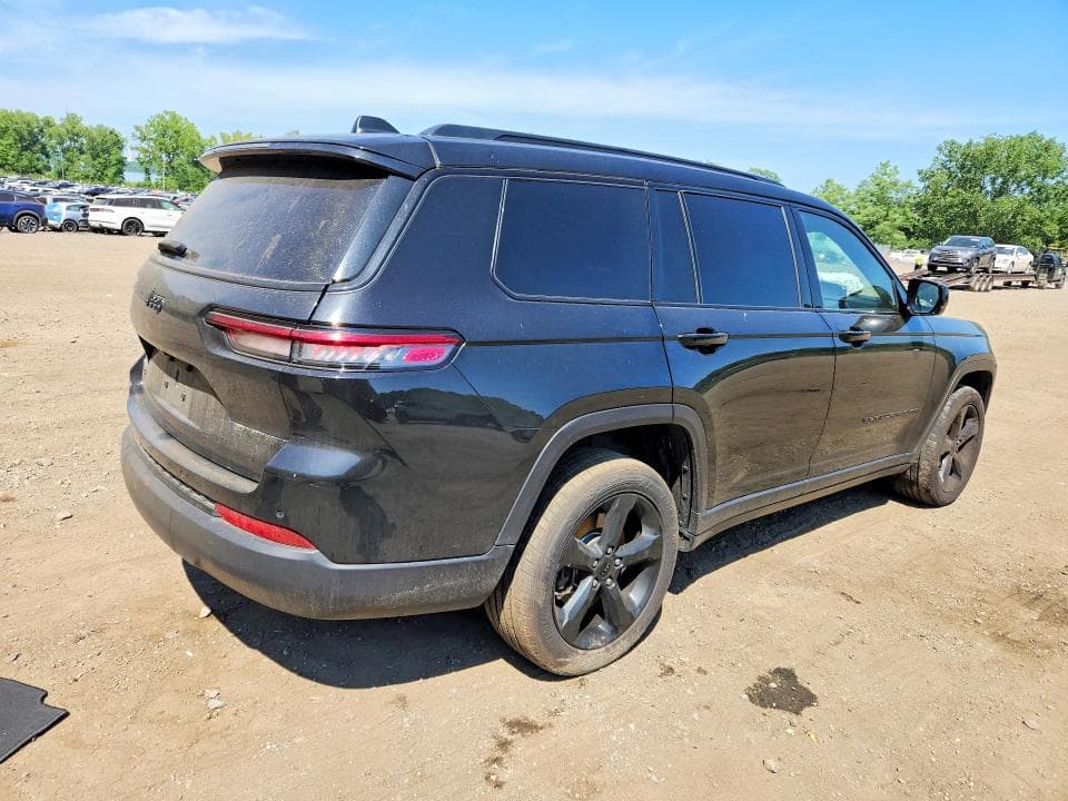 2023 JEEP GRAND CHEROKEE L LAREDO 3