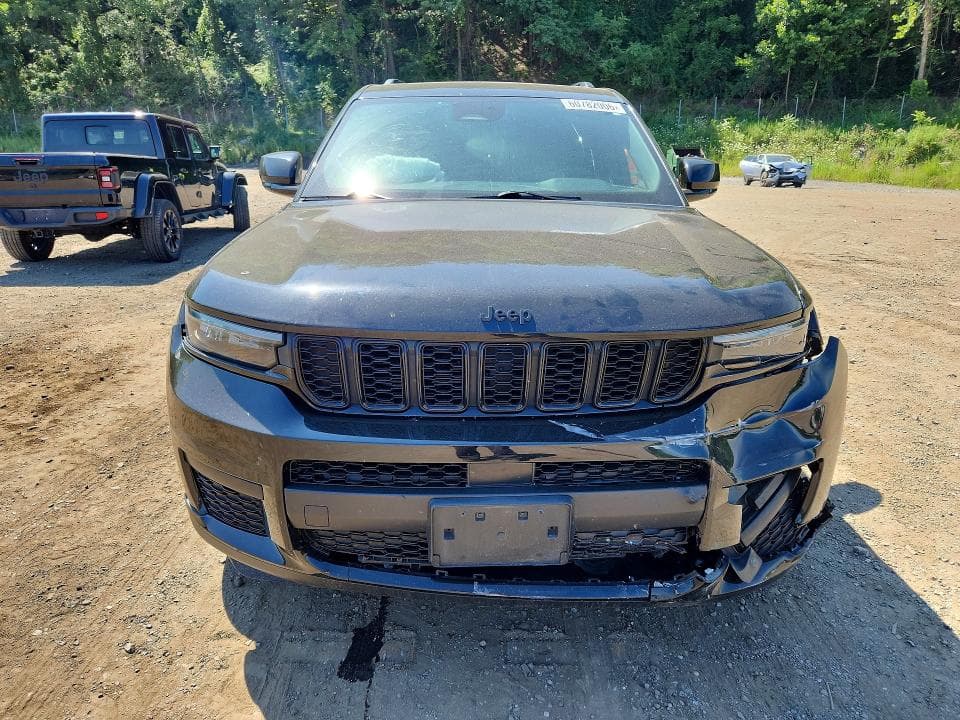 2023 JEEP GRAND CHEROKEE L LAREDO 5