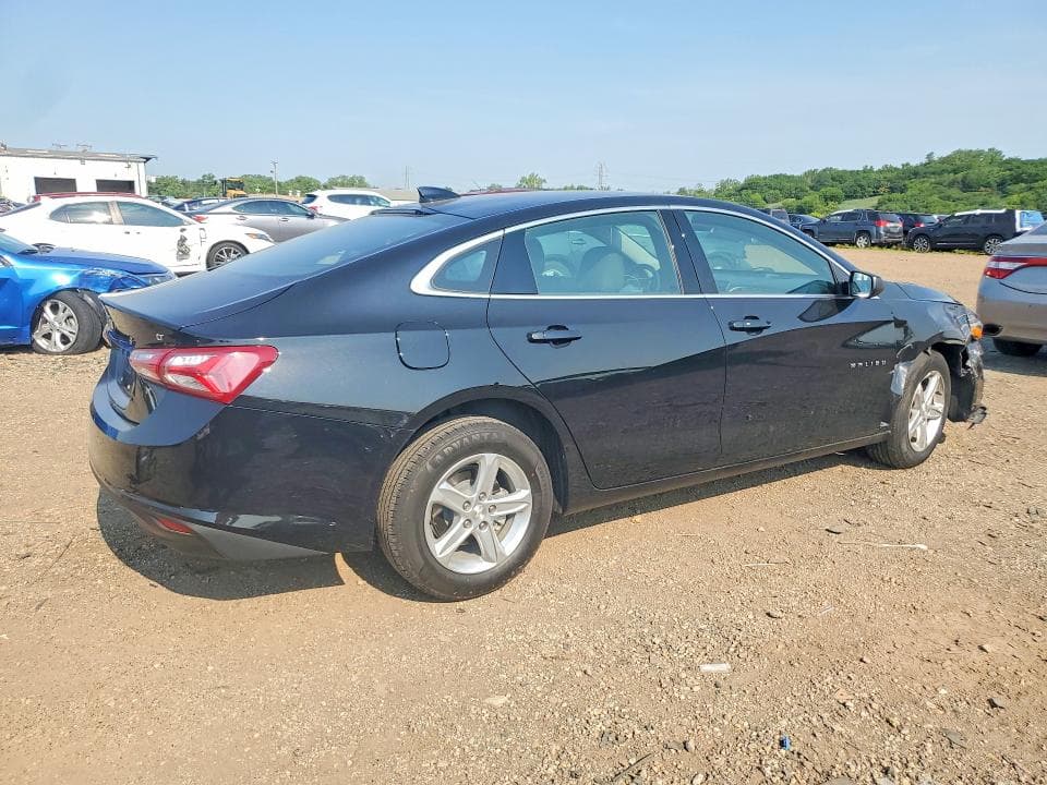 2022 CHEVROLET MALIBU LT 3