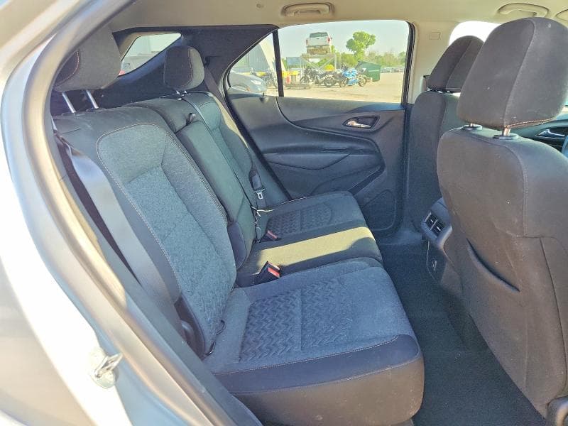 2022 CHEVROLET EQUINOX LT 10