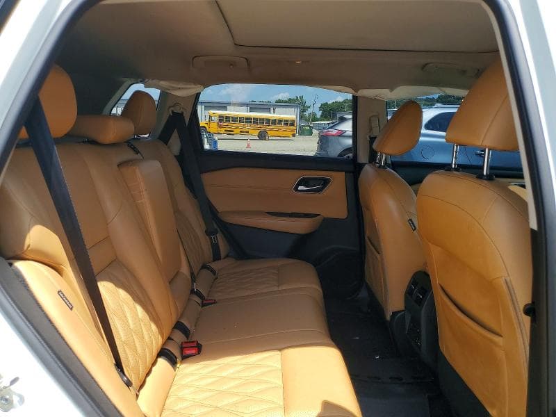 2021 NISSAN ROGUE PLATINUM 11