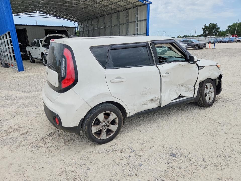 2017 KIA SOUL BASE 3