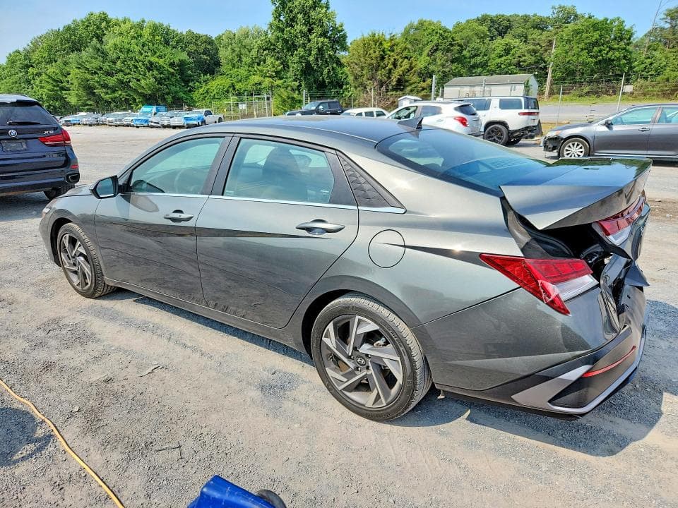 2024 HYUNDAI ELANTRA SEL 2