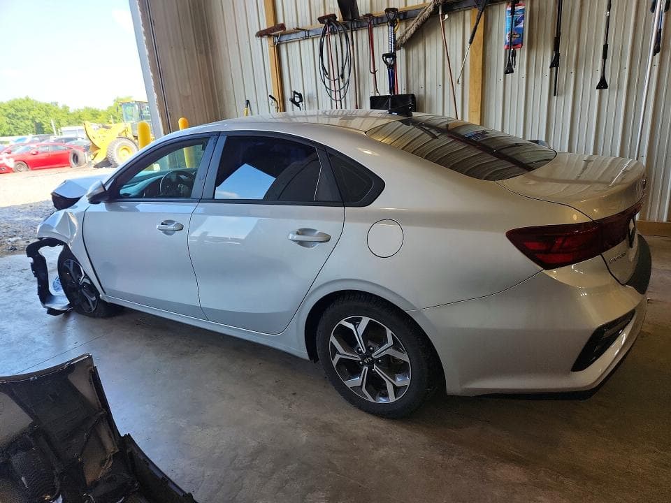 2021 KIA FORTE LXS 2