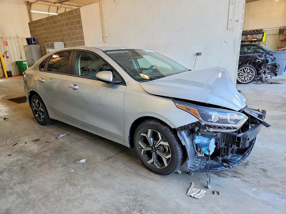 2021 KIA FORTE LXS 4