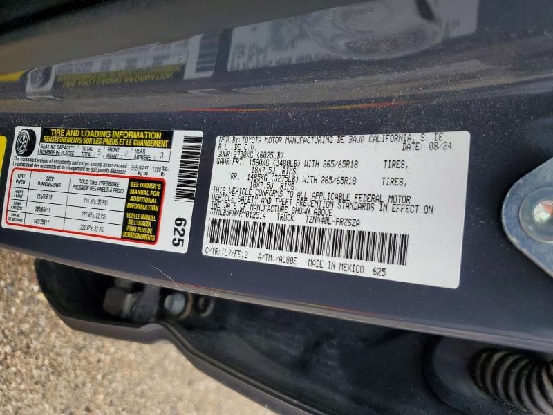 2024 TOYOTA TACOMA TRD SPORT 12
