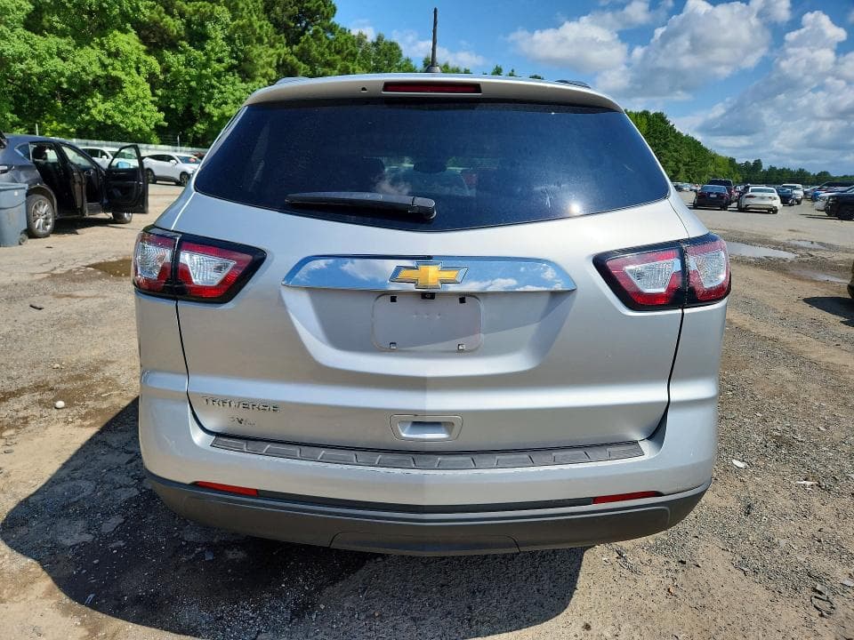 2017 CHEVROLET TRAVERSE LS 6