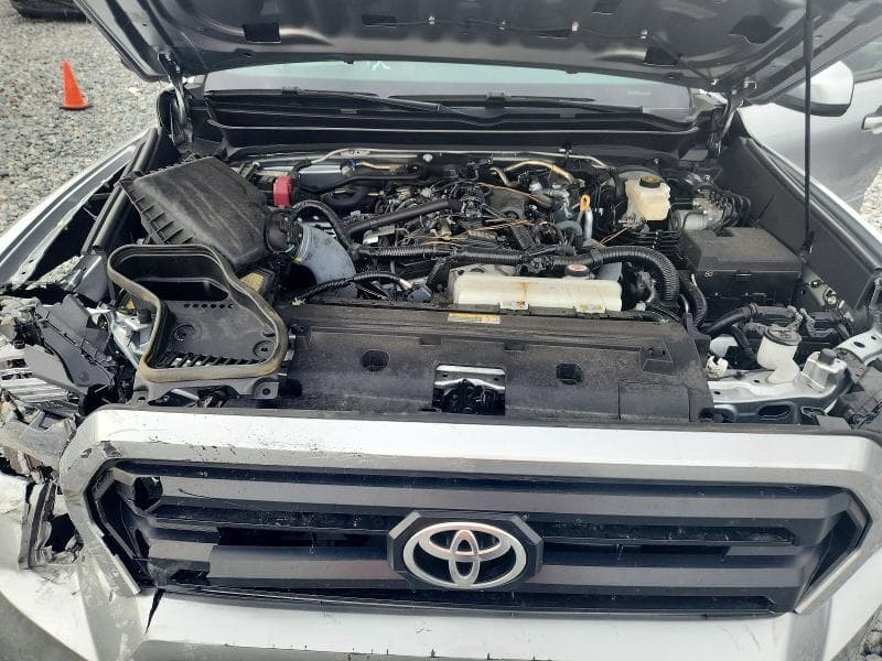 2024 TOYOTA TACOMA SR5 11