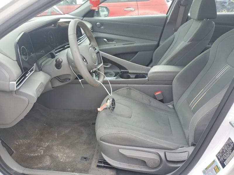 2025 HYUNDAI ELANTRA SEL 7