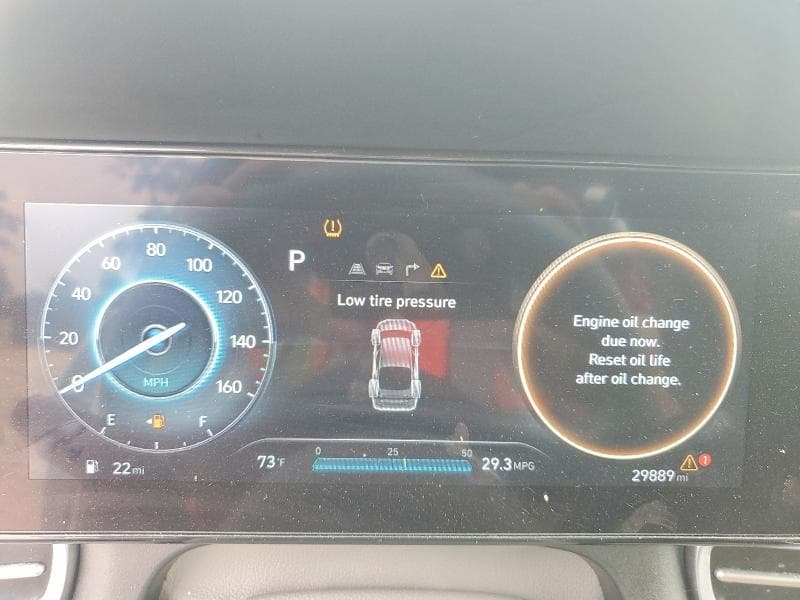 2025 HYUNDAI ELANTRA SEL 9