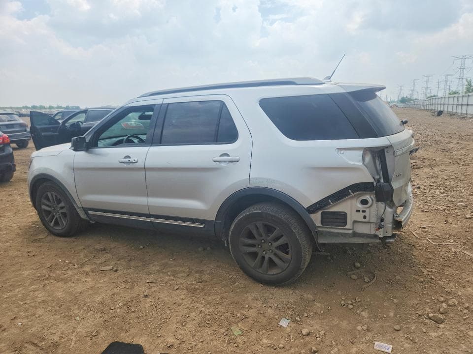 2018 FORD EXPLORER XLT 2