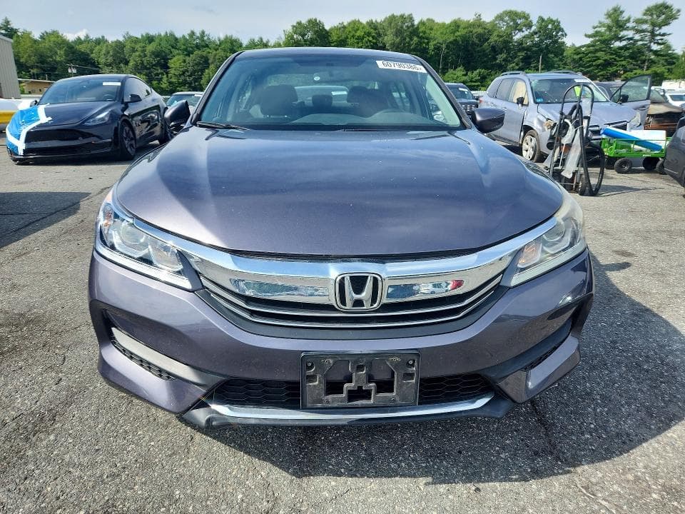 2017 HONDA ACCORD LX 5