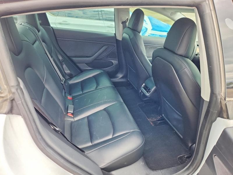 2020 TESLA MODEL 3 10