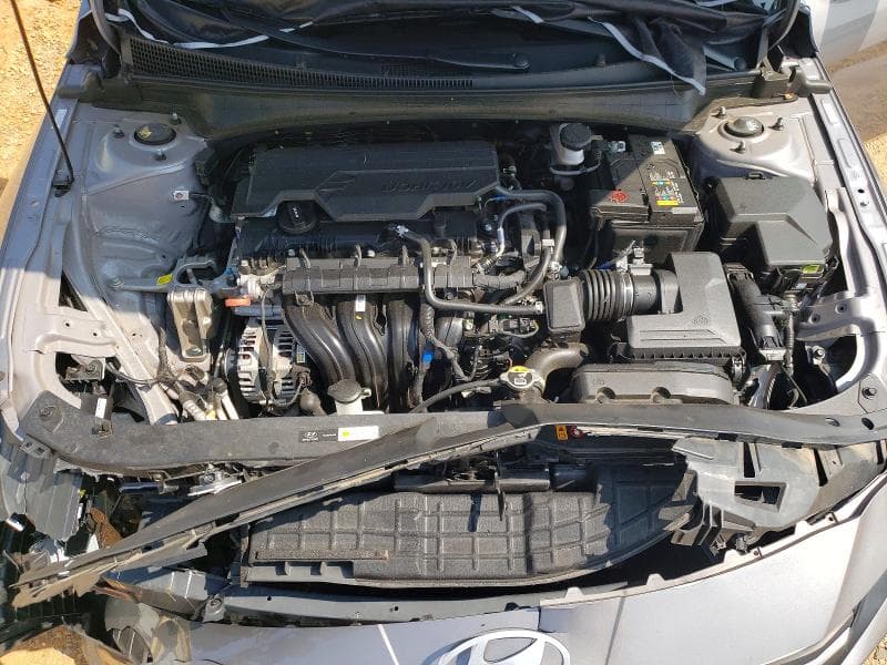 2024 HYUNDAI ELANTRA SEL 11
