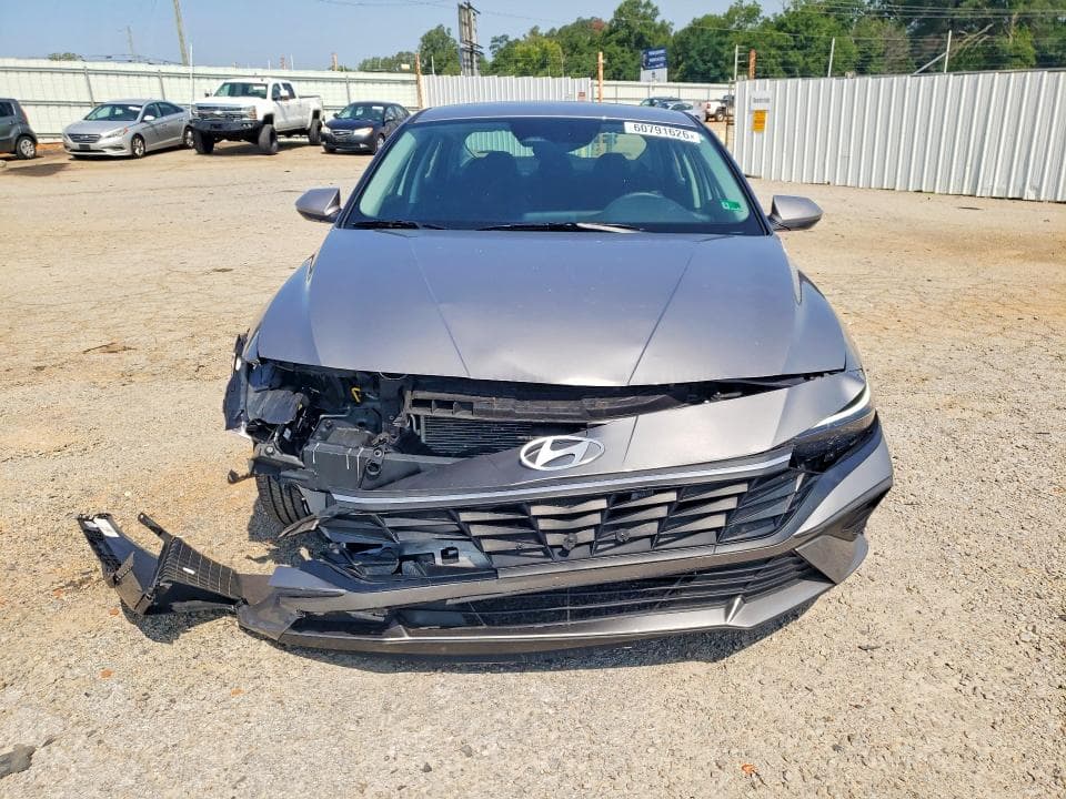 2024 HYUNDAI ELANTRA SEL 5