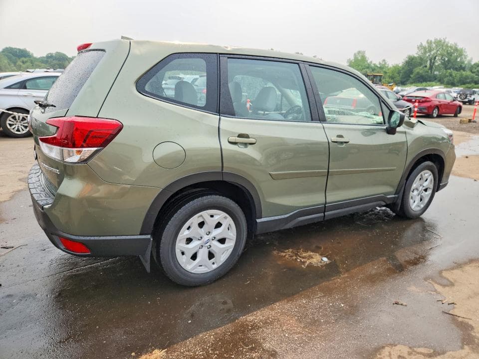 2021 SUBARU FORESTER 3