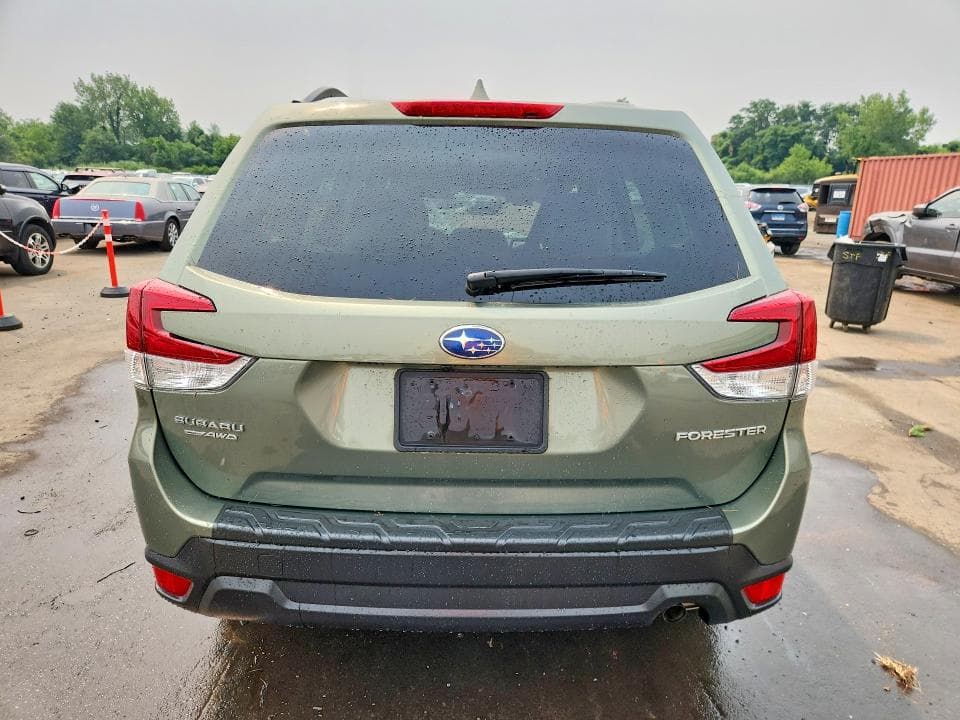 2021 SUBARU FORESTER 6