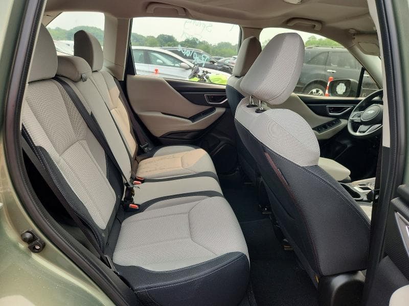 2021 SUBARU FORESTER 10