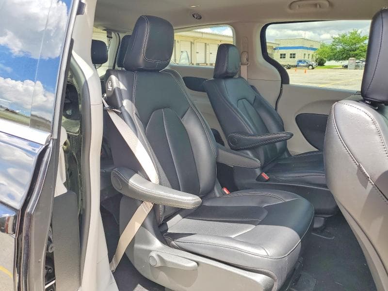 2024 CHRYSLER PACIFICA HYBRID SELECT 11
