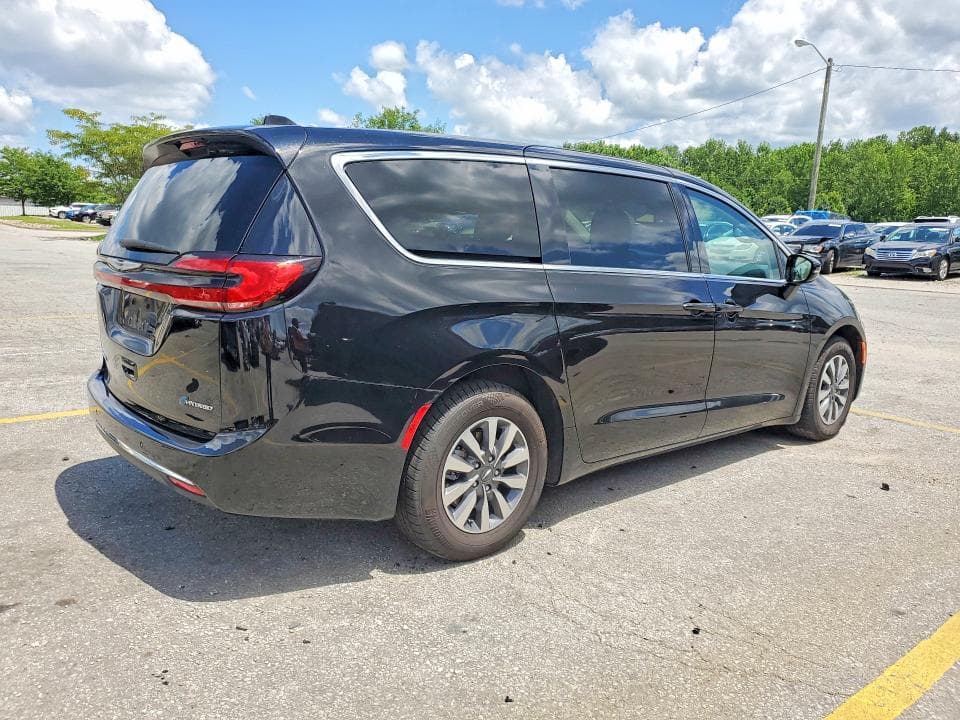 2024 CHRYSLER PACIFICA HYBRID SELECT 3