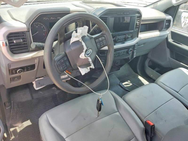 2023 FORD F150 8