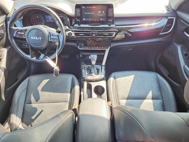 2022 KIA SELTOS S 8