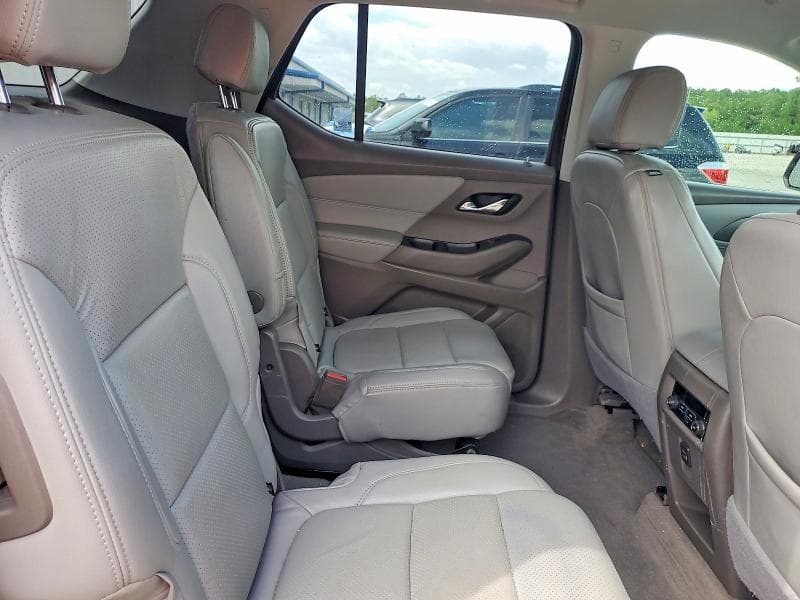 2021 CHEVROLET TRAVERSE LT LT 11