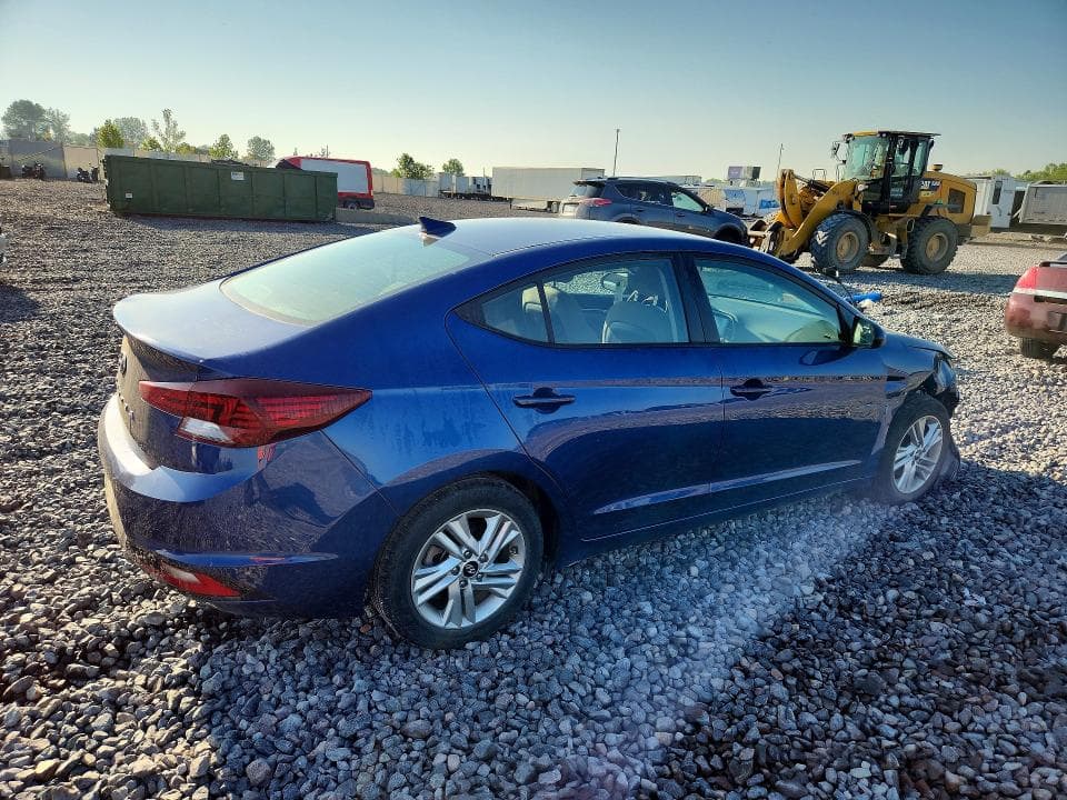 2020 HYUNDAI ELANTRA SEL 3