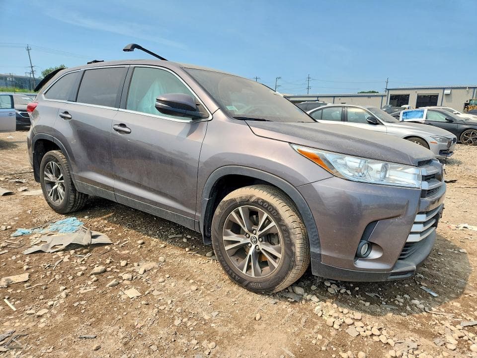 2019 TOYOTA HIGHLANDER LE PLUS 4