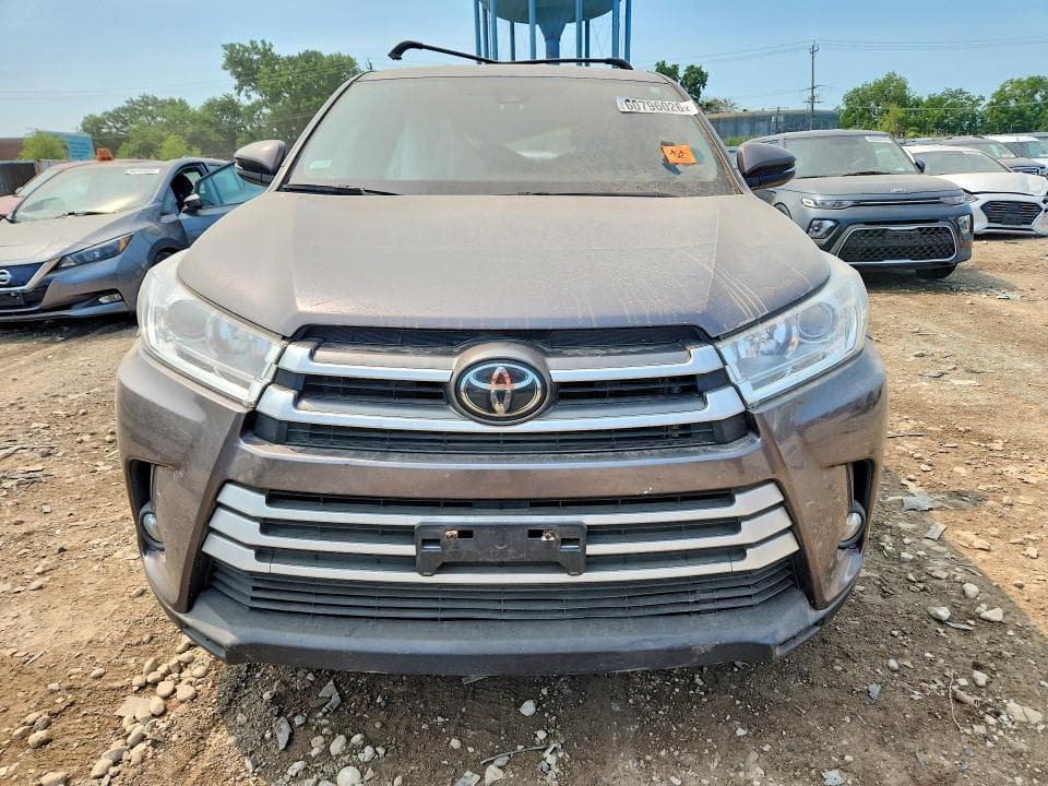 2019 TOYOTA HIGHLANDER LE PLUS 5