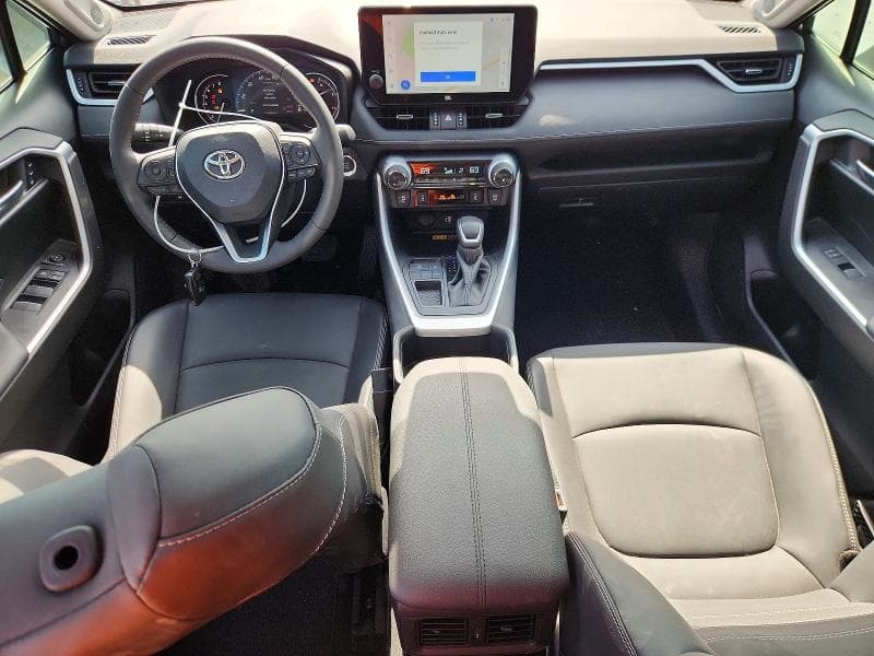 2025 TOYOTA RAV4 XLE PREMIUM 9