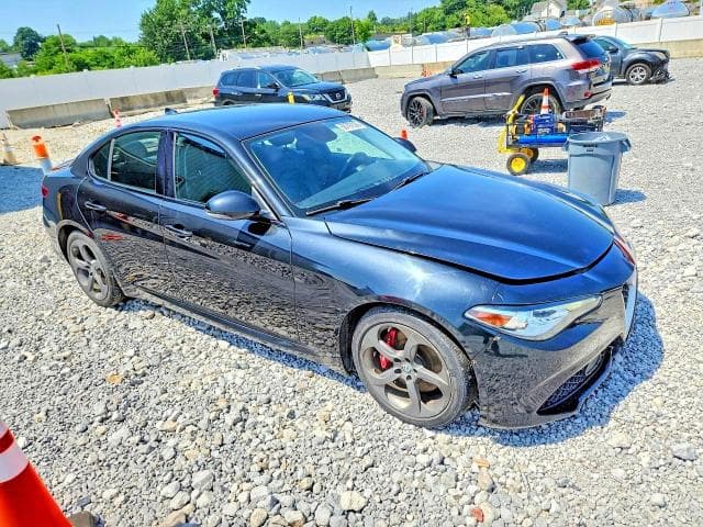 2018 ALFA ROMEO GIULIA 4