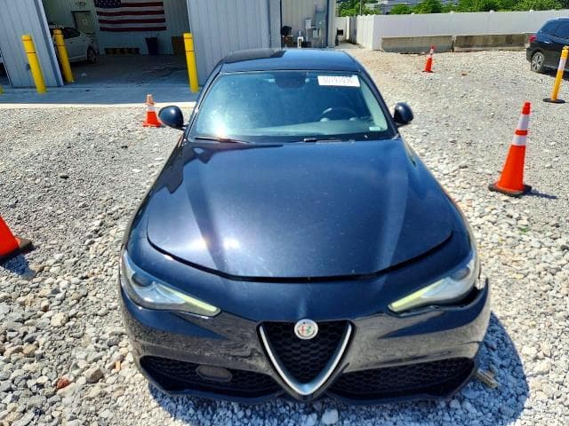 2018 ALFA ROMEO GIULIA 5