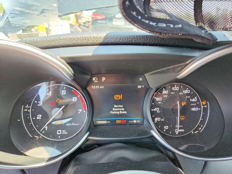2018 ALFA ROMEO GIULIA 9