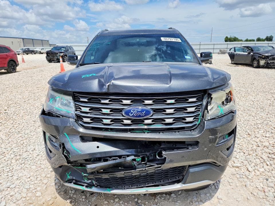 2017 FORD EXPLORER XLT 5