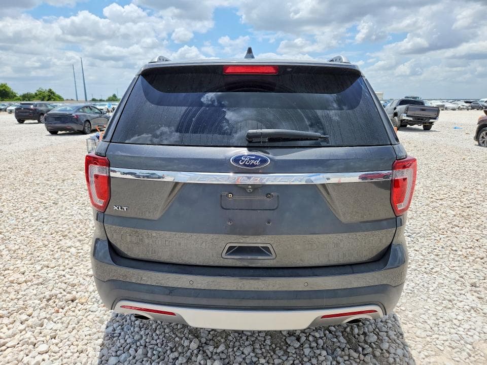 2017 FORD EXPLORER XLT 6