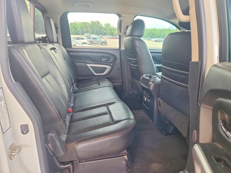 2017 NISSAN TITAN SL SL 10