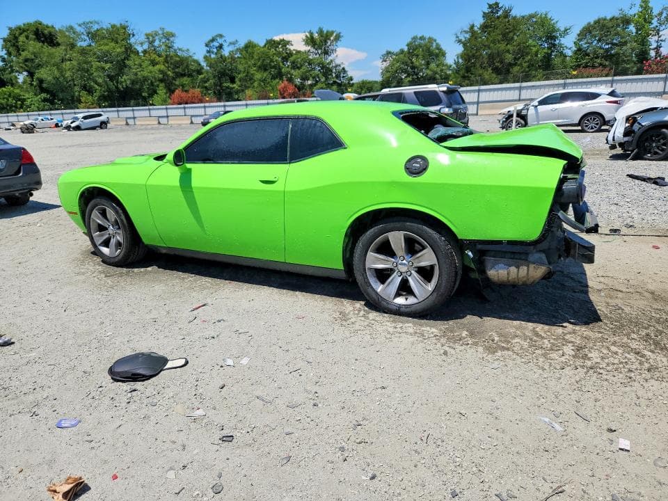 2017 DODGE CHALLENGER SXT 2