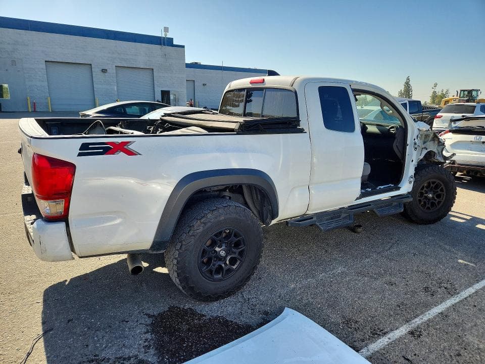 2020 TOYOTA TACOMA SR 3