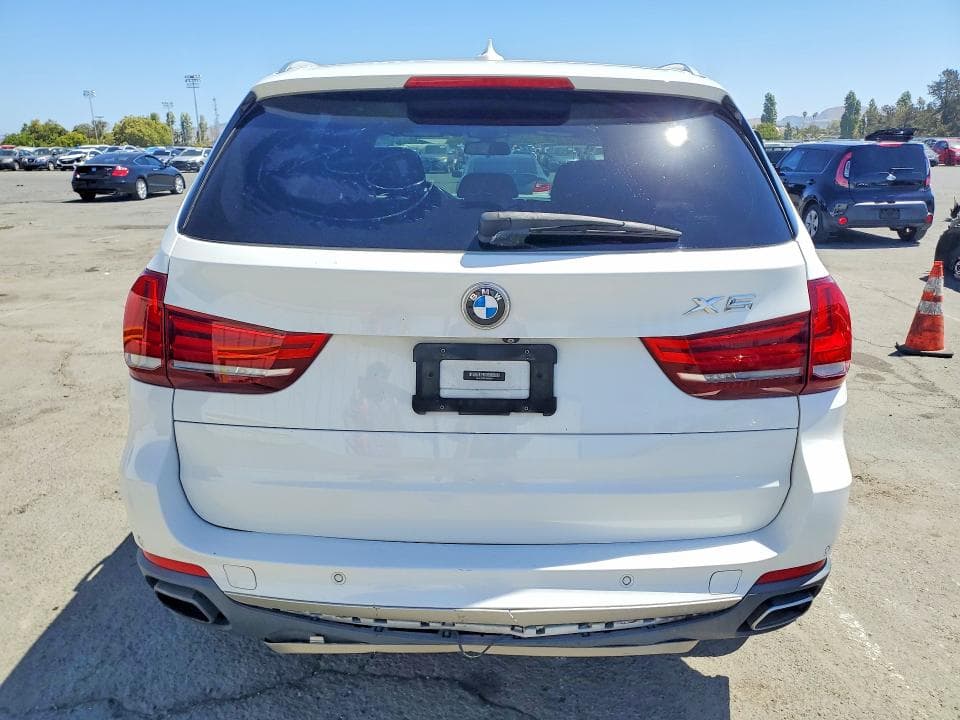 2017 BMW X5 XDR40E 6
