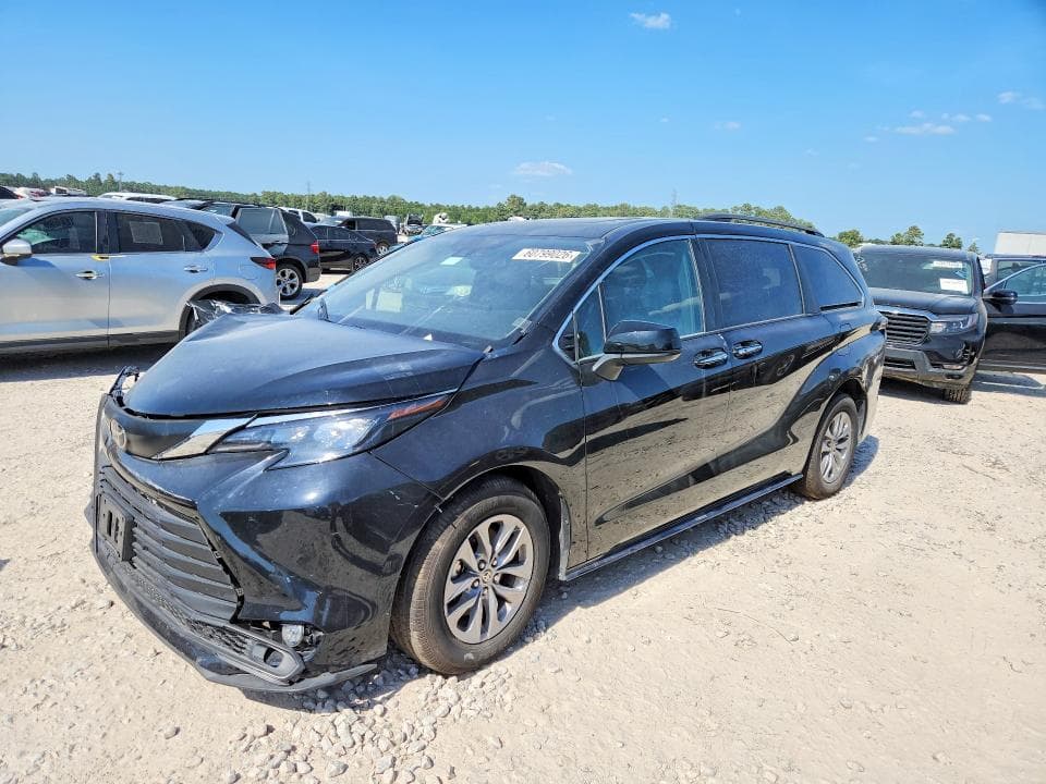 2026 TOYOTA SIENNA XLE 8-PASSENGER - 1
