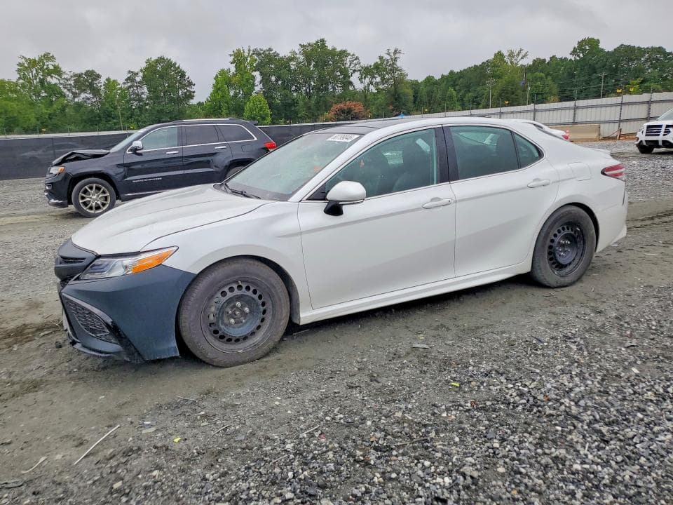 2020 TOYOTA CAMRY XSE XSE - 1